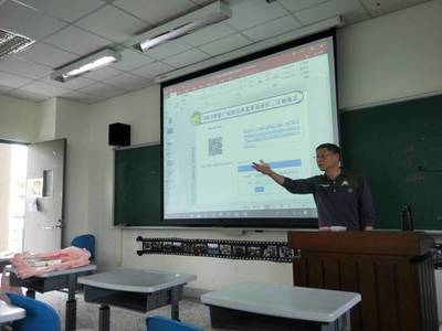 1090327日教育潛能開發學系交通安全宣導